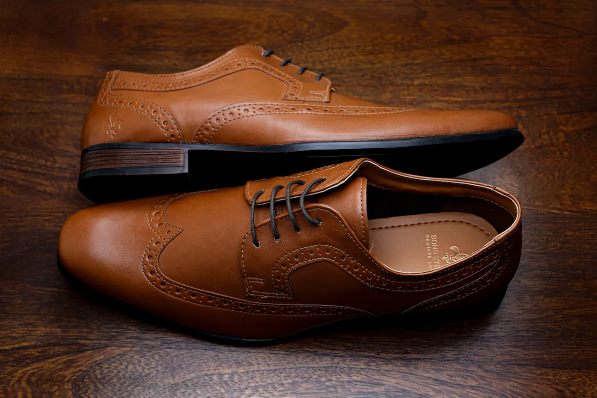 Pantofi Derby din piele cognac